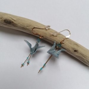boucle d'oreilleorigami grue libellule en papier japonais